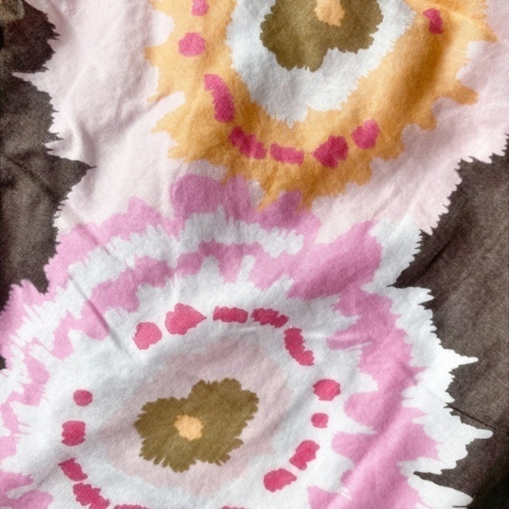 Madison Abstract Colorful Print Skirt‎ with Front Pockets - Picture 11 of 11